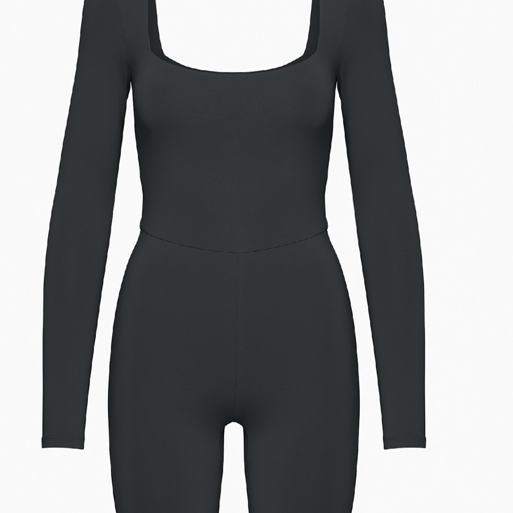 Babaton Square Neck Romper